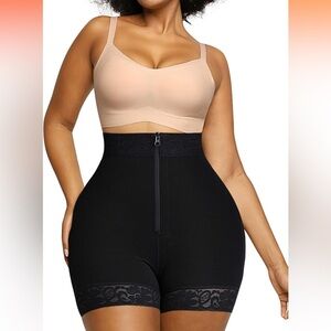 SHAPELLX Butt Lifter Shapewear Tummy Control Shorts For Women NWT size S